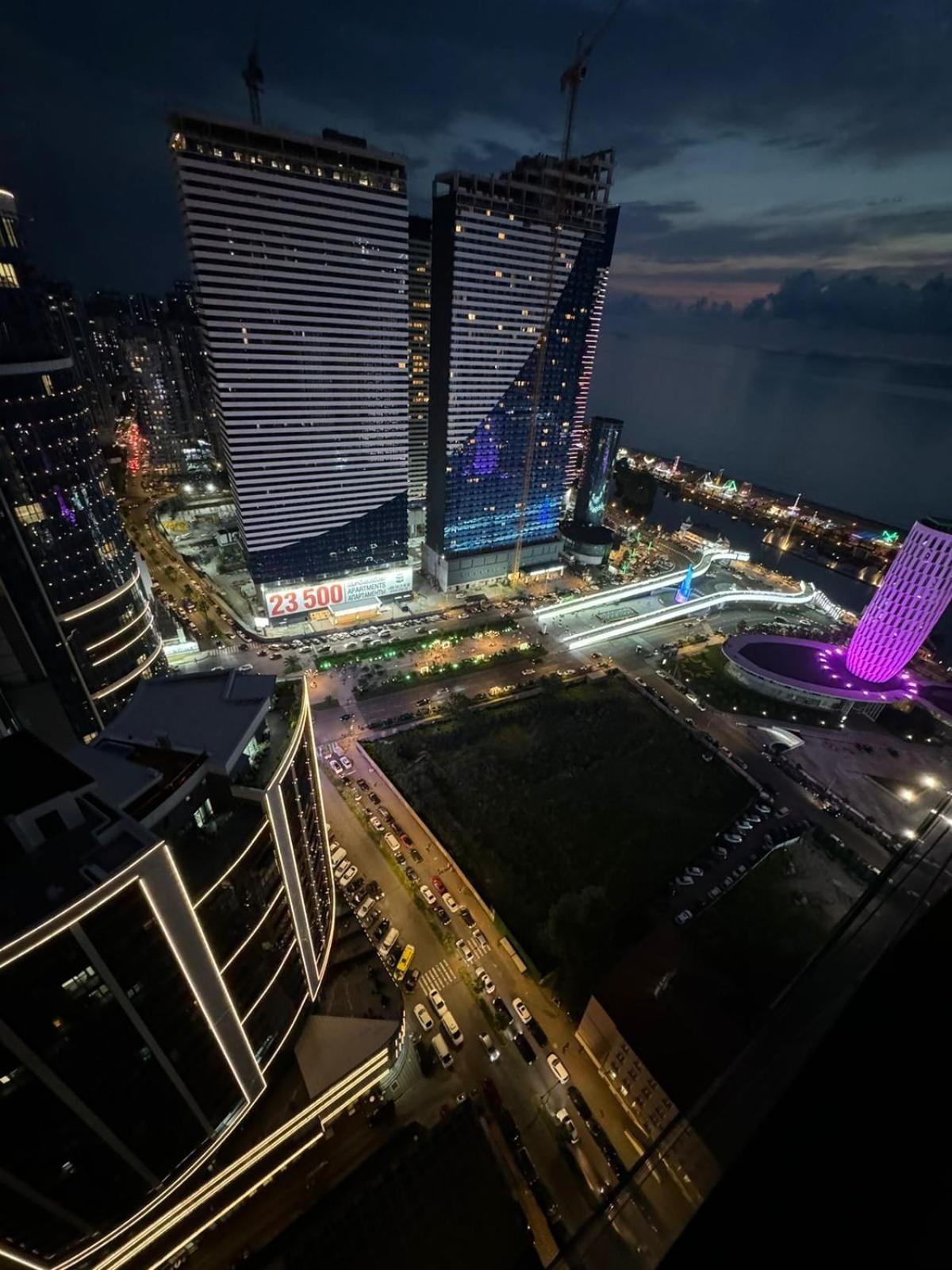 Moonlight Apart-Hotel Batumi Exterior photo