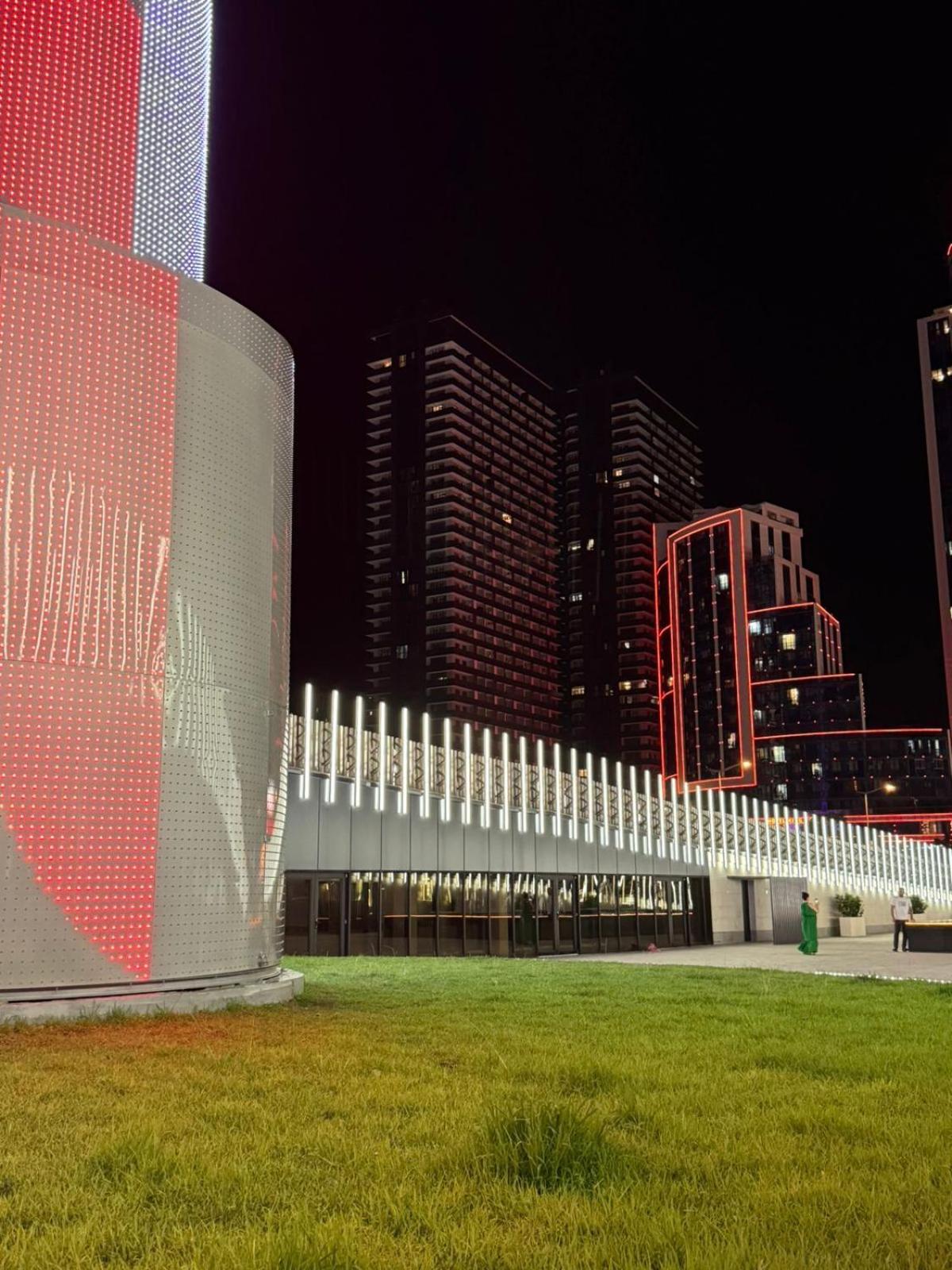Moonlight Apart-Hotel Batumi Exterior photo