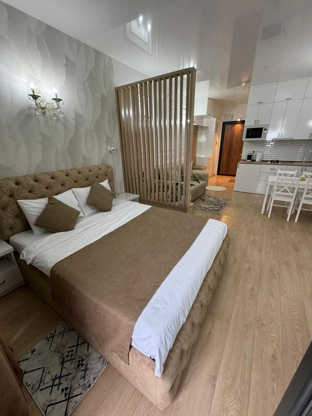Moonlight Apart-Hotel Batumi Exterior photo